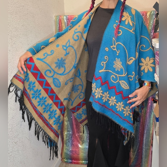 Turquoise Shawl Kimono Tribal - Picture 3 of 3